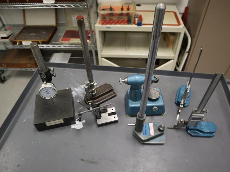 Fowler 6" Digital Height Stands (2), (3) Assorted Indicator Stands, (1)  6x6x6" Black Granite Height Stand with Fowler 1" Dial Travel Indicator- Auction Item