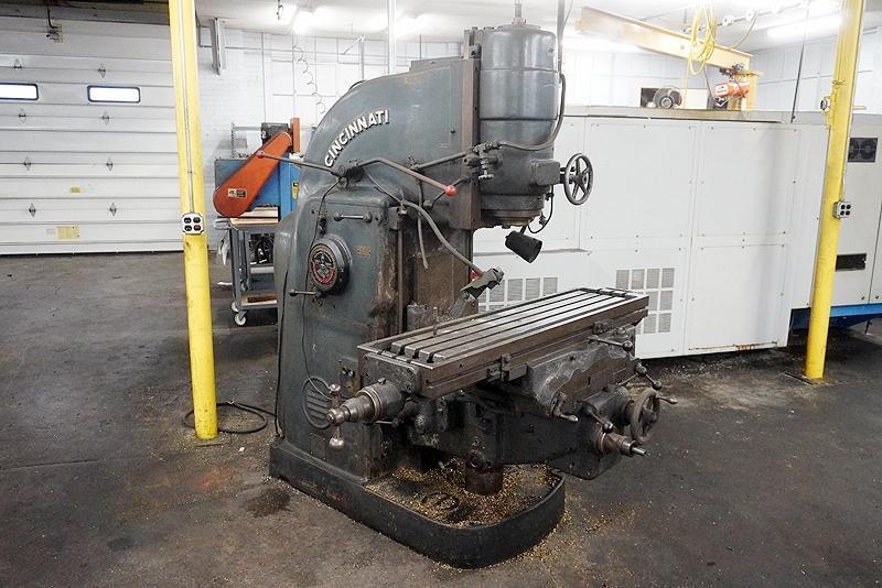 CINCINNATI MODEL #2V VERTICAL MILLING MACHINE: YOBRO #25931