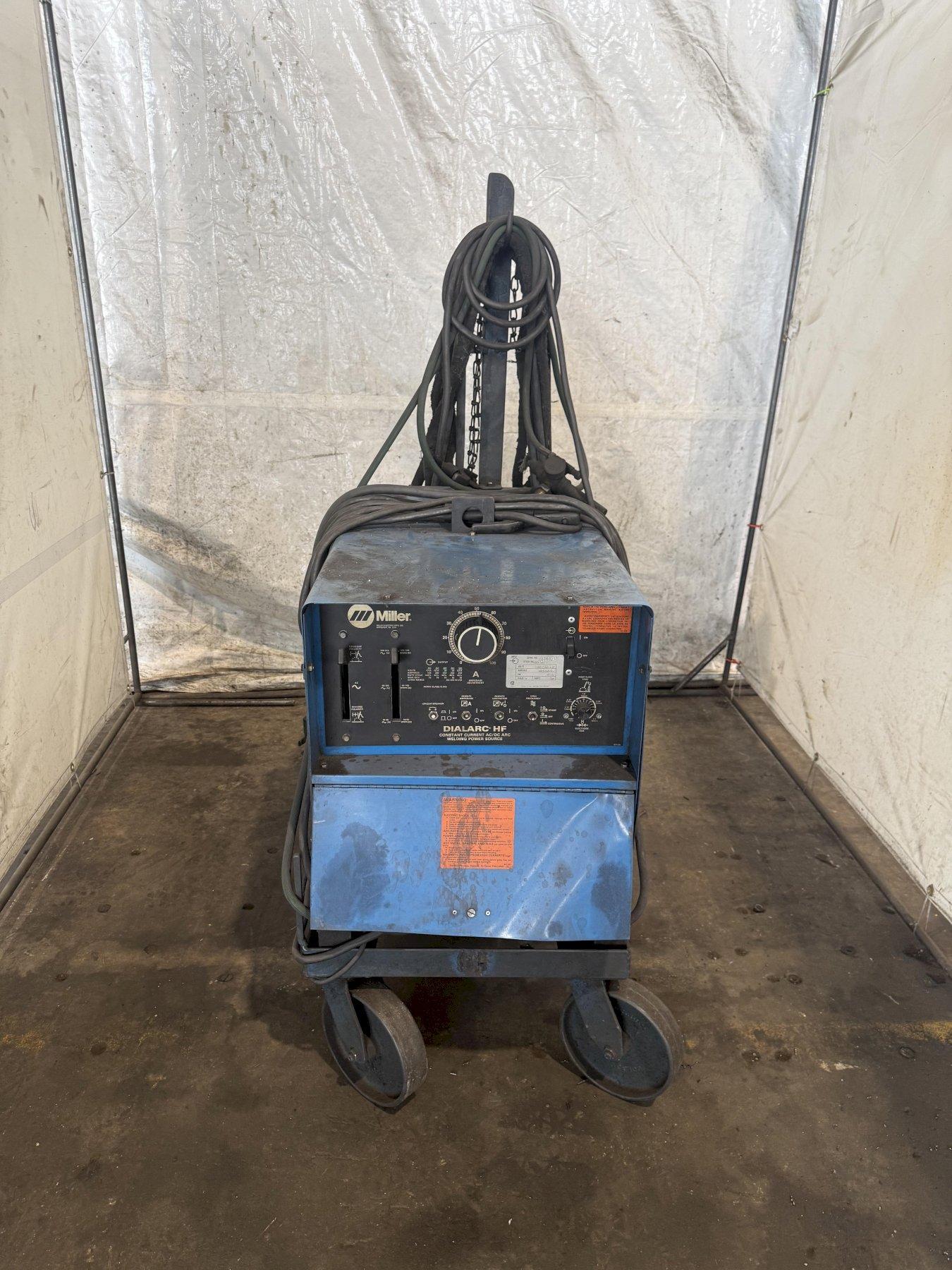 MILLER DIALARC HF CONSTANT CURRENT AC/DC ARC WELDING POWER SOURCE. STOCK # 0430326