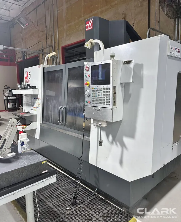HAAS VF-5 VERTICAL MACHINING CENTER WITH HRT310 ROTARY TABLE