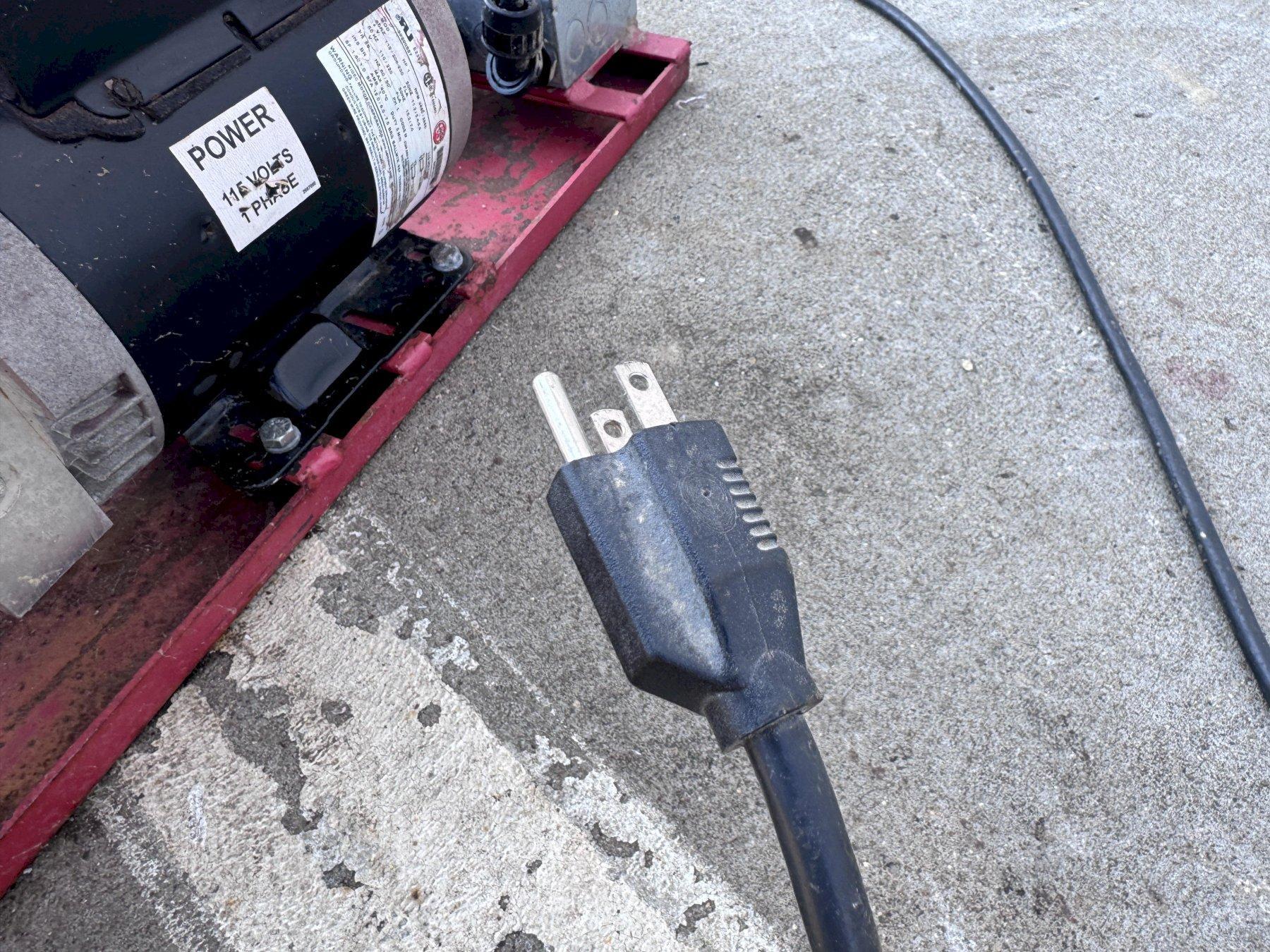 1,950 LB. SOUTHWORTH ELECTRIC SCISSOR LIFT TABLE: STOCK #80986