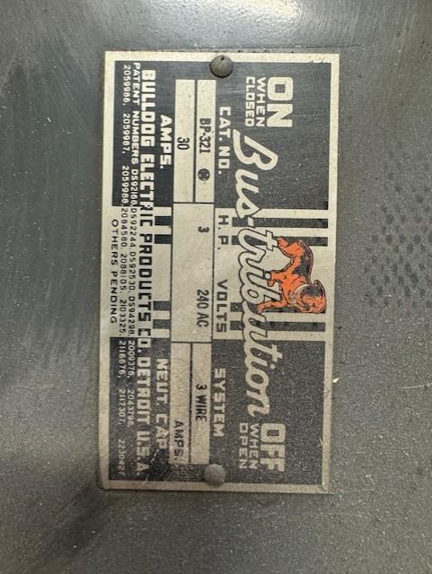 BULLDOG AND CONTINENTAL BUS PLUG BOXES  30 AND 60 AMP