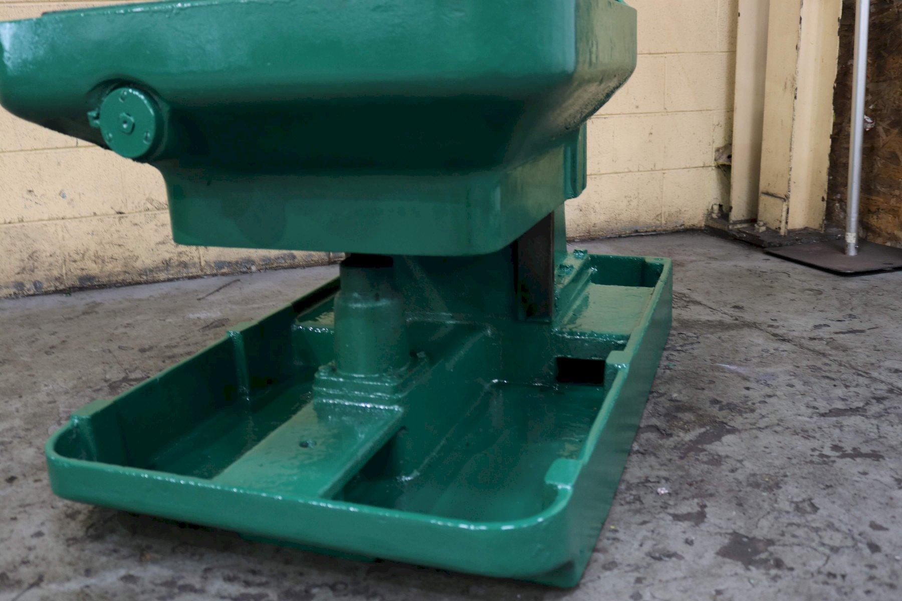 28' CINCINNATI SINGLE SPINDLE DRILL: STOCK #73120