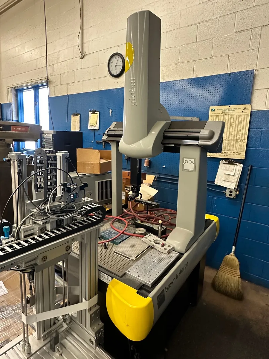 2004 BROWN & SHARPE GLOBAL IMAGE 5.7.5 | Coordinate Measuring Machines