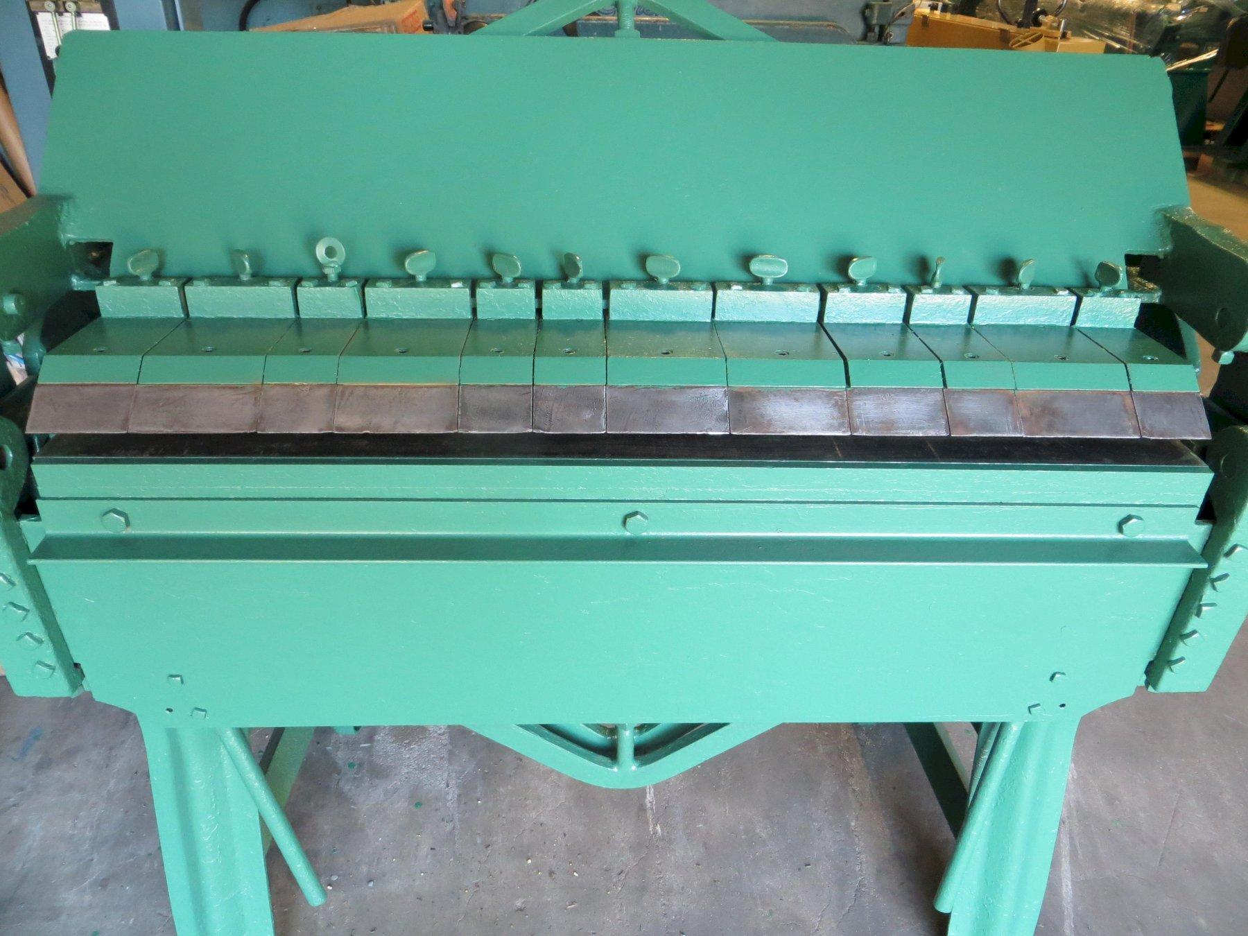 14 Ga x 4 ft. Chicago (DREIS & KRUMP) FINGER BRAKE MODEL W-34