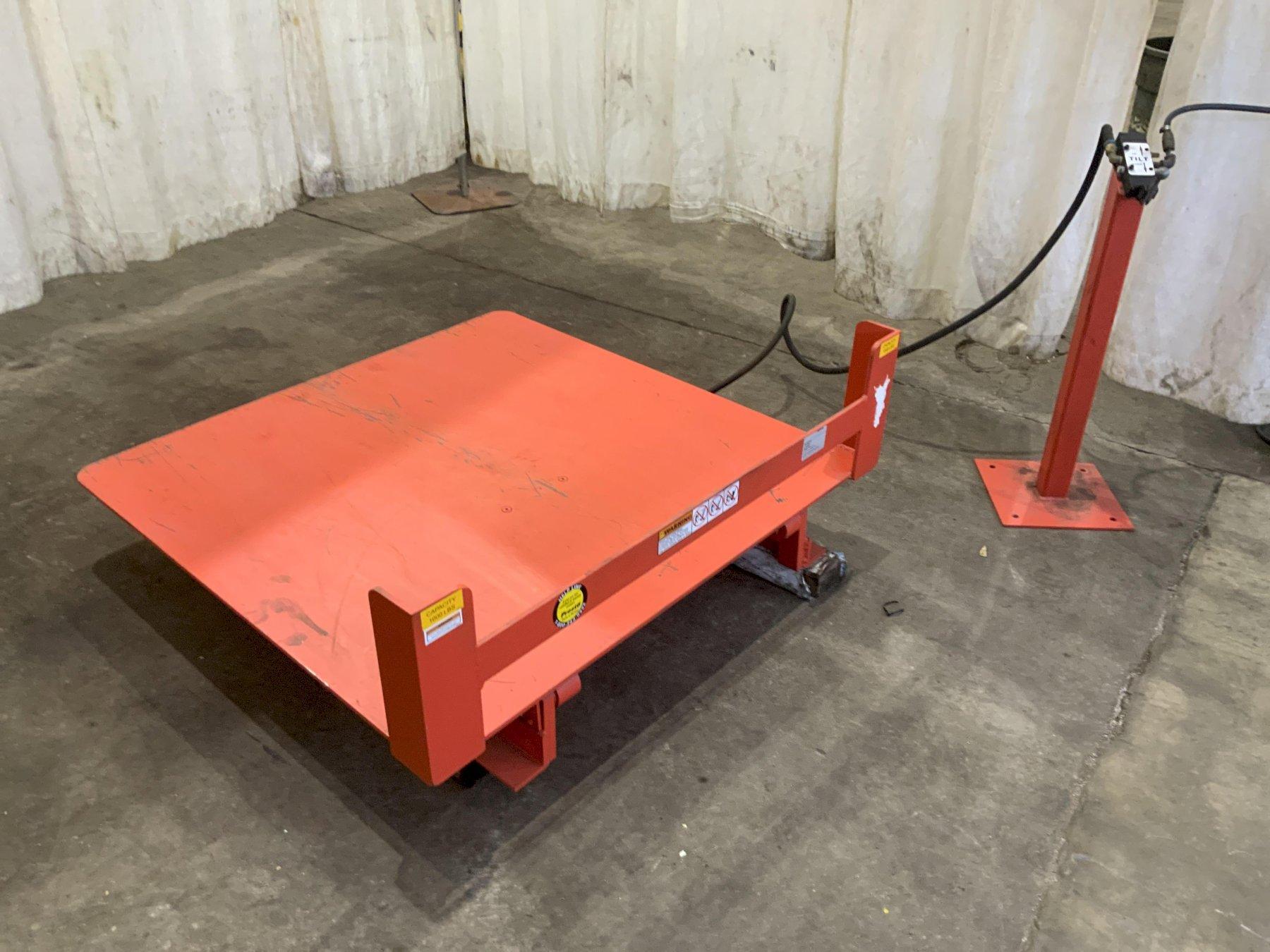 48"X 48" PRESTO ECOA AT10-4848 PNEUMATIC LIFT TABLE: STOCK #81078