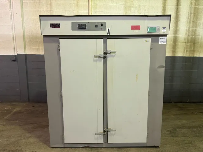 SHELDON MFG INCUBATOR
