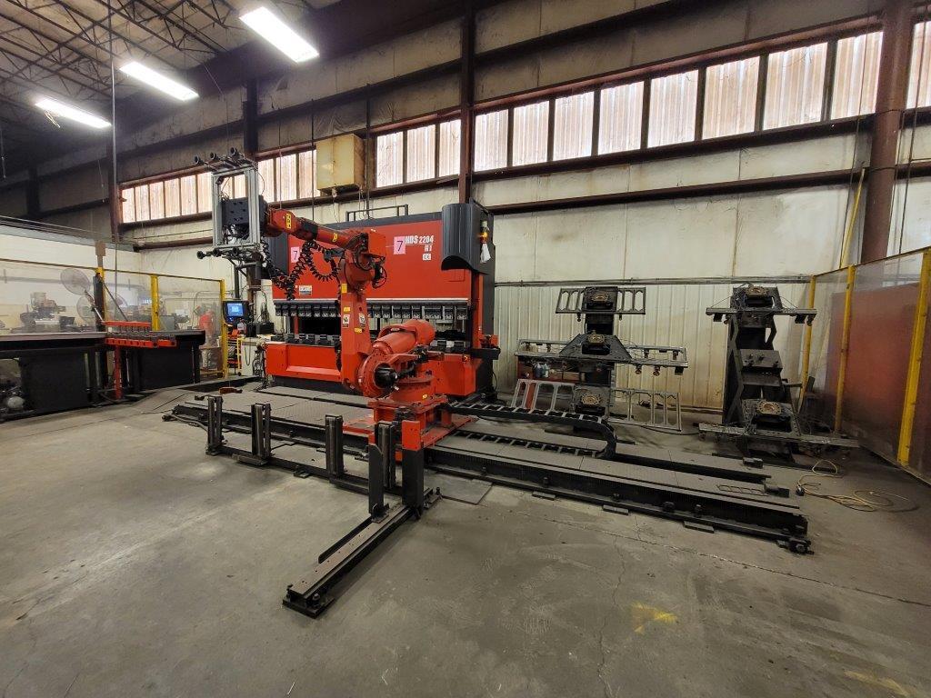 Amada 242 Ton X 14' 8-Axis CNC Press Brake W/Robotic Manipulator, Model HG2204RH