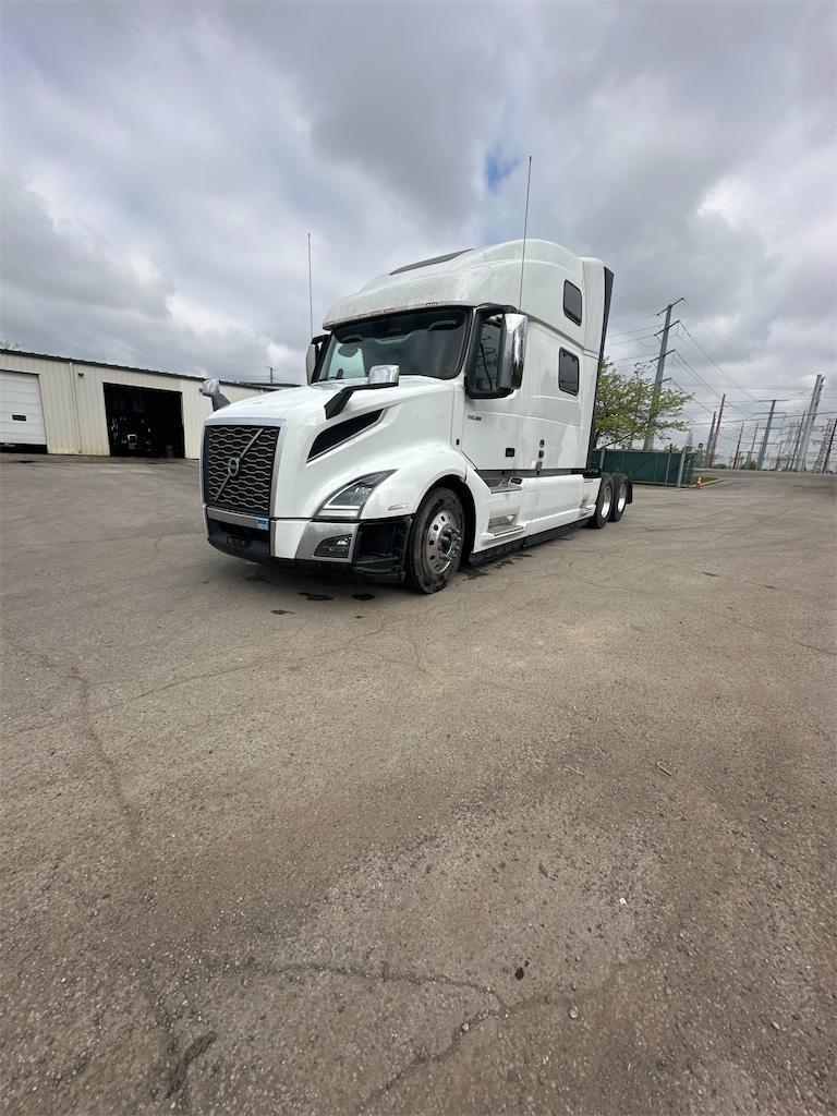 2022 Volvo VNL64T860 4V4NC9EJ2NN303105