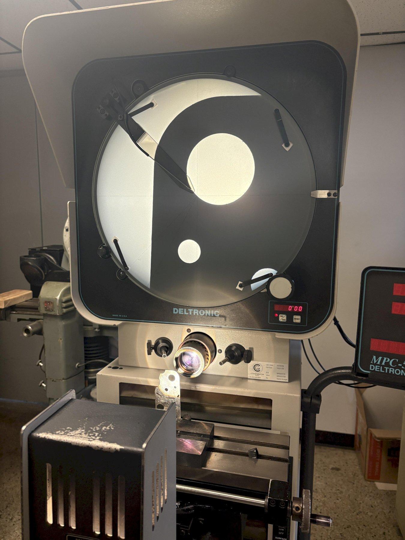 16" Deltronic Model DH216 Bench Top Optical Comparator, DRO, Edge, 10x
