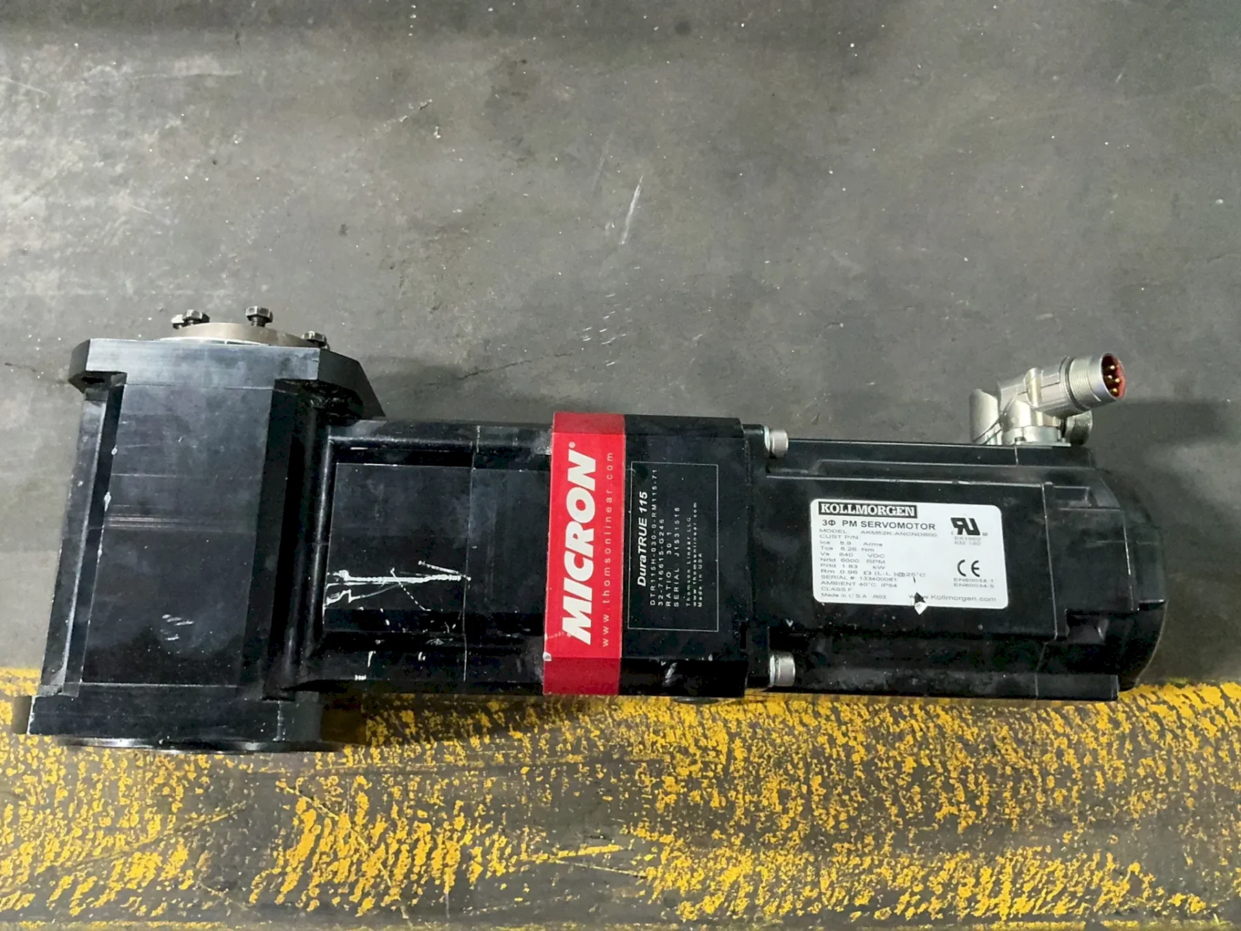 KOLLMORGEN PM SERVOMOTOR W/ MICRON GEARHEAD  -  AKM52K-ANCNDB00