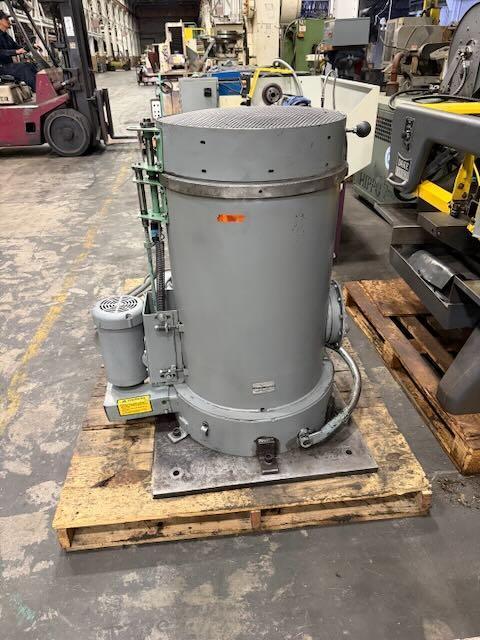 New Holland Model K89 Spin Dryer