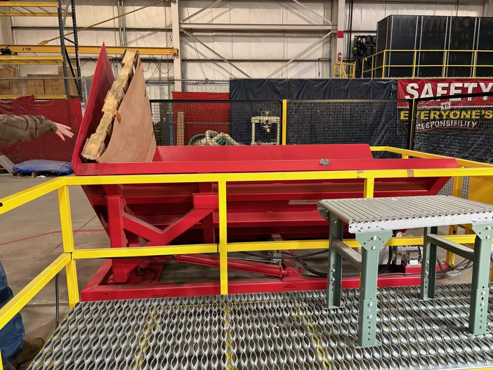 Cherry's Industrial Upender Tipper, 46