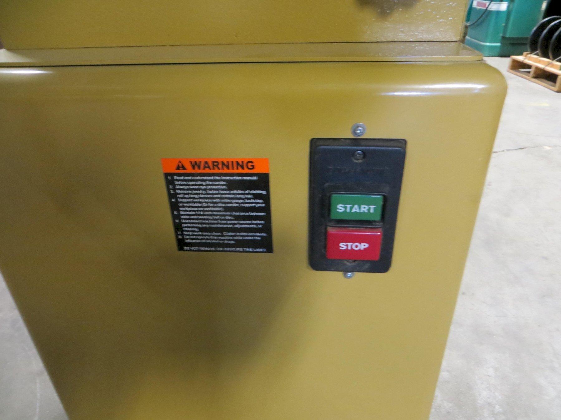 LIKE NEW POWERMATIC BELT/DISC SANDER 6" X 48" SANDING BELT, 12" DISC, MODEL: BD31A