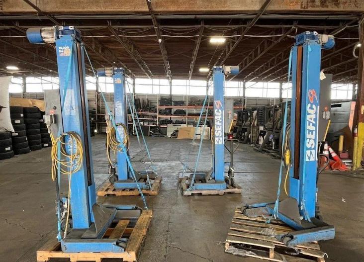 (4) 18,000 LBS SEFAC MODEL PMZ-72 HEAVY DUTY MOBILE COLUMN VEHICLE LIFTS / JACKS: YOBRO #26134