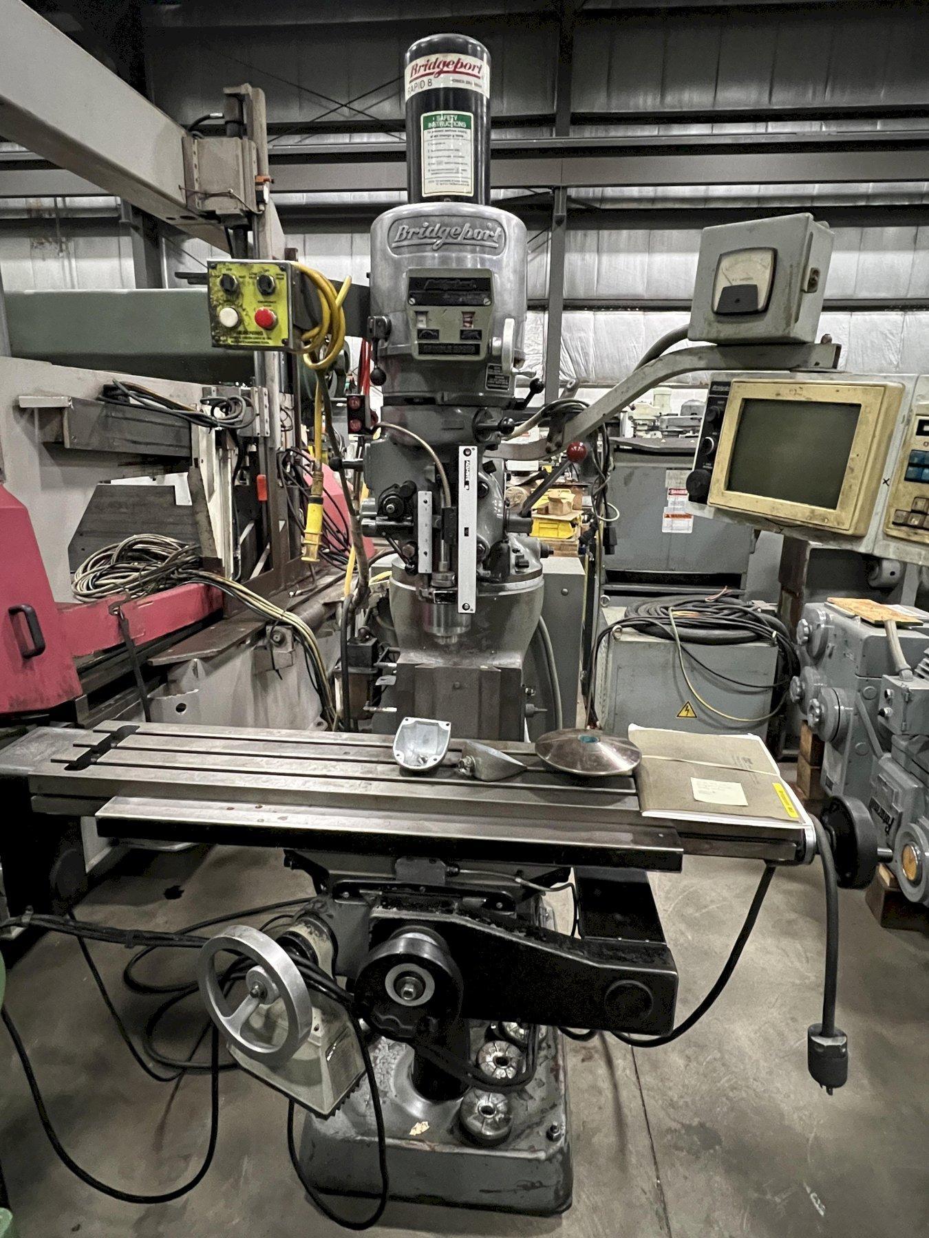 BRIDGEPORT VERTICAL MILL, EZTRACK, VARI SPEED, FOR PARTS / NOT WORKING