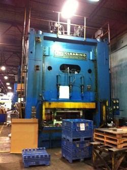 700 ton USI CLEARING HYDRAULIC PRESS