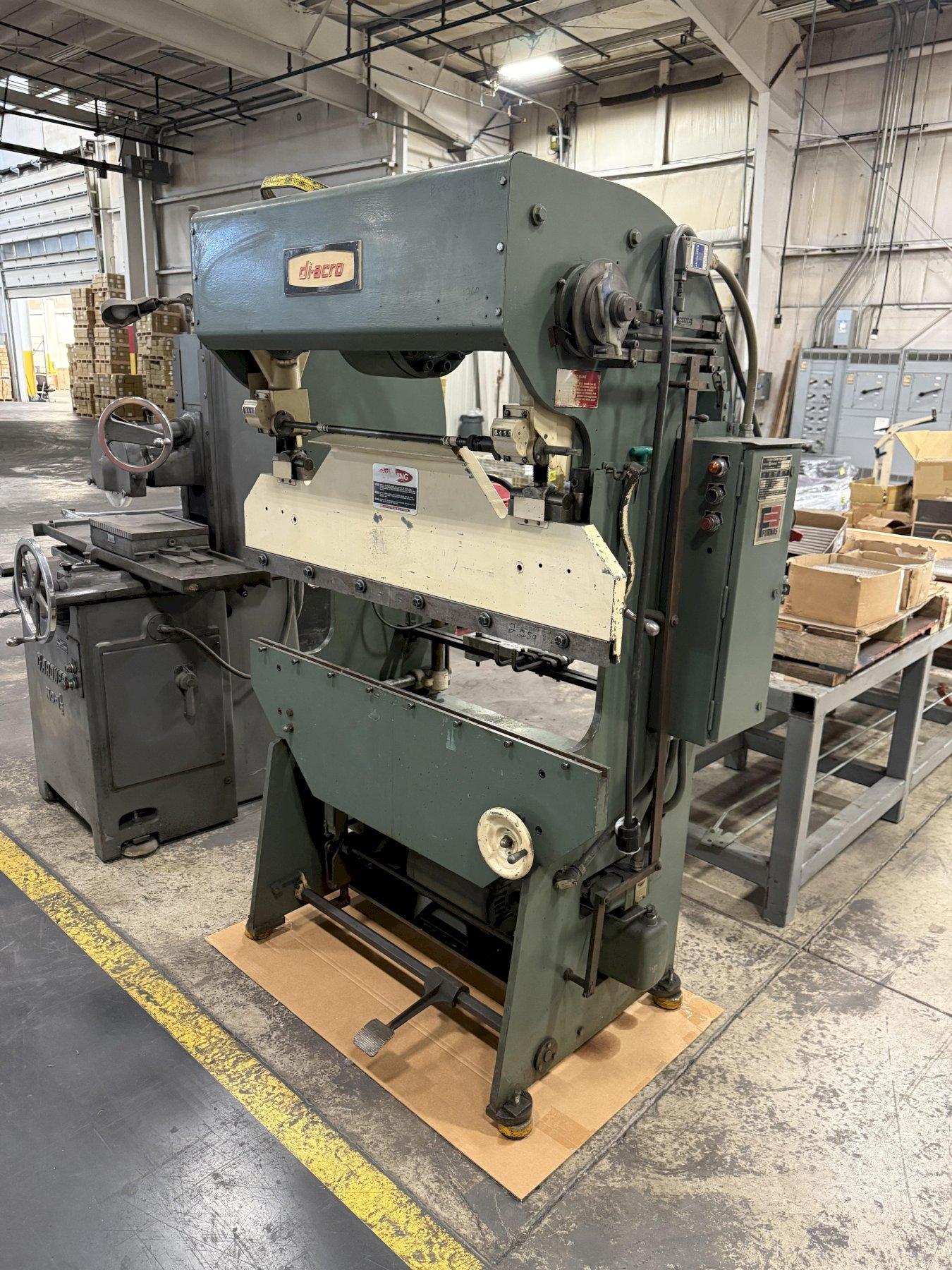 17 TON X 4' DIACRO 14-48-2 HYDRA-POWER PRESS BRAKE. STOCK # 1004425