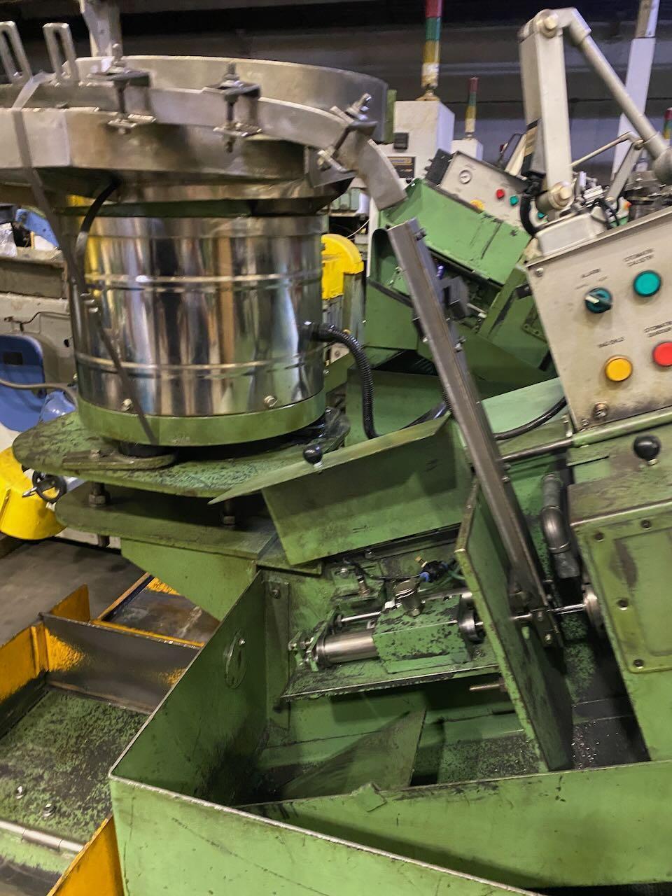 SOMSAN M12 SINGLE SPINDLE ROUND NUT TAPPING MACHINE