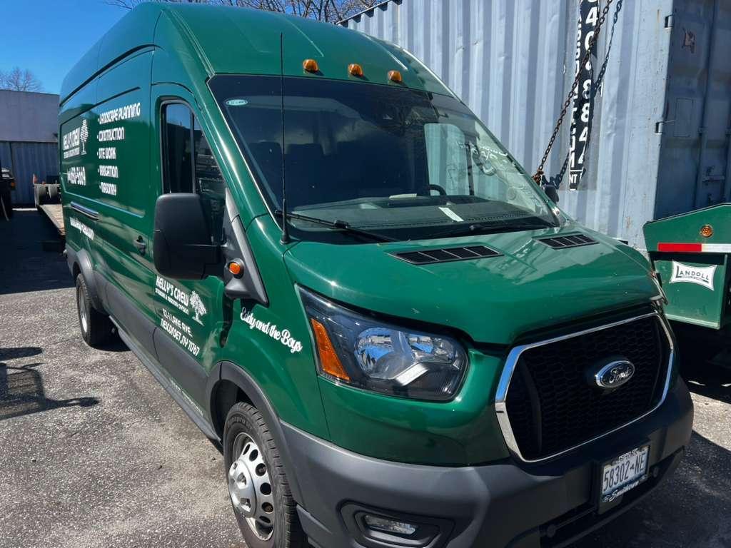 Ford Transit Cargo Van, 2024 – Commercial Work Van
