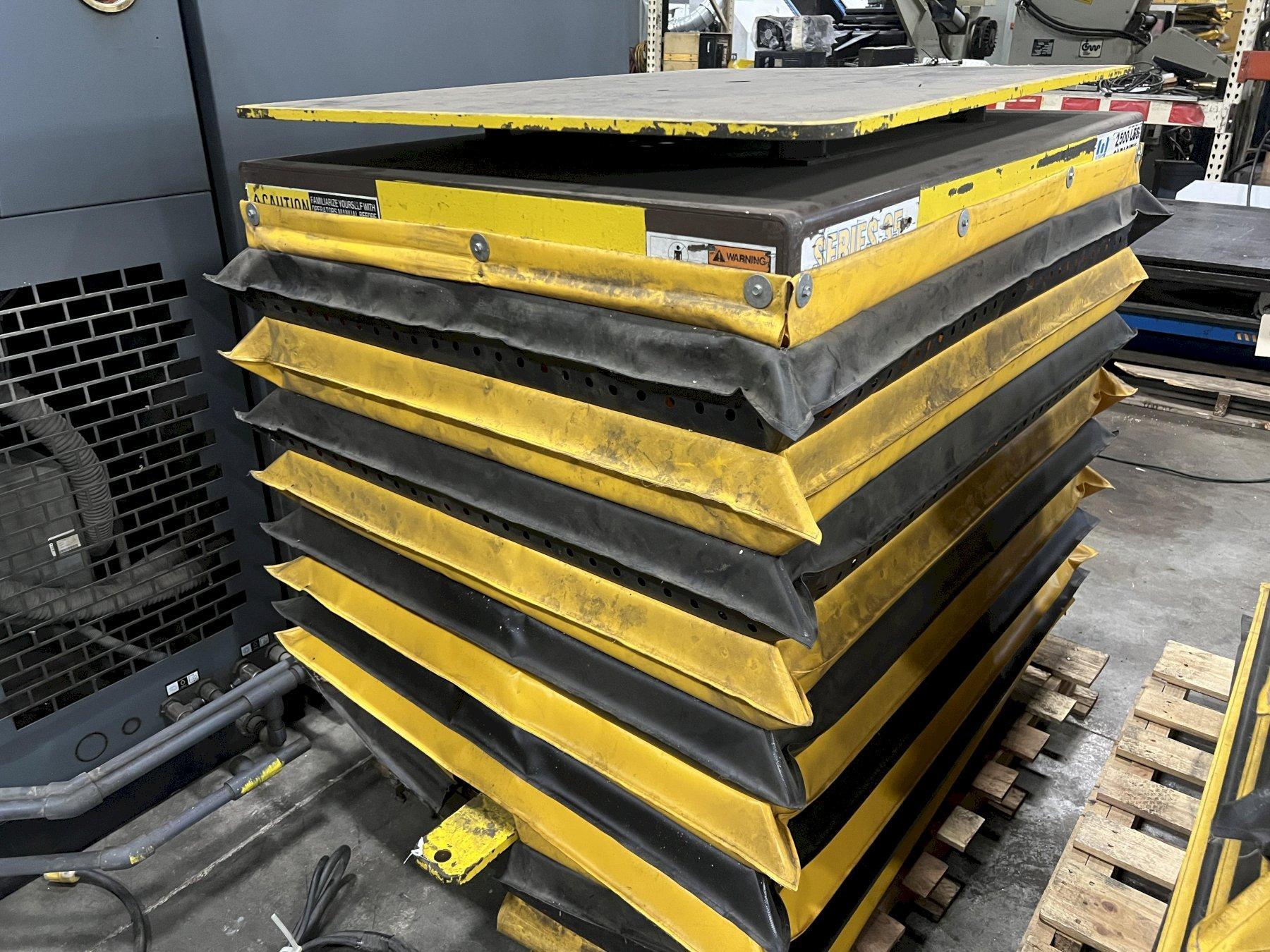 2500 LB. AUTOQUIP SERIES 35 LIFT TABLE, 48" X 36" TURNTABLE TOP, HAND PENDANT