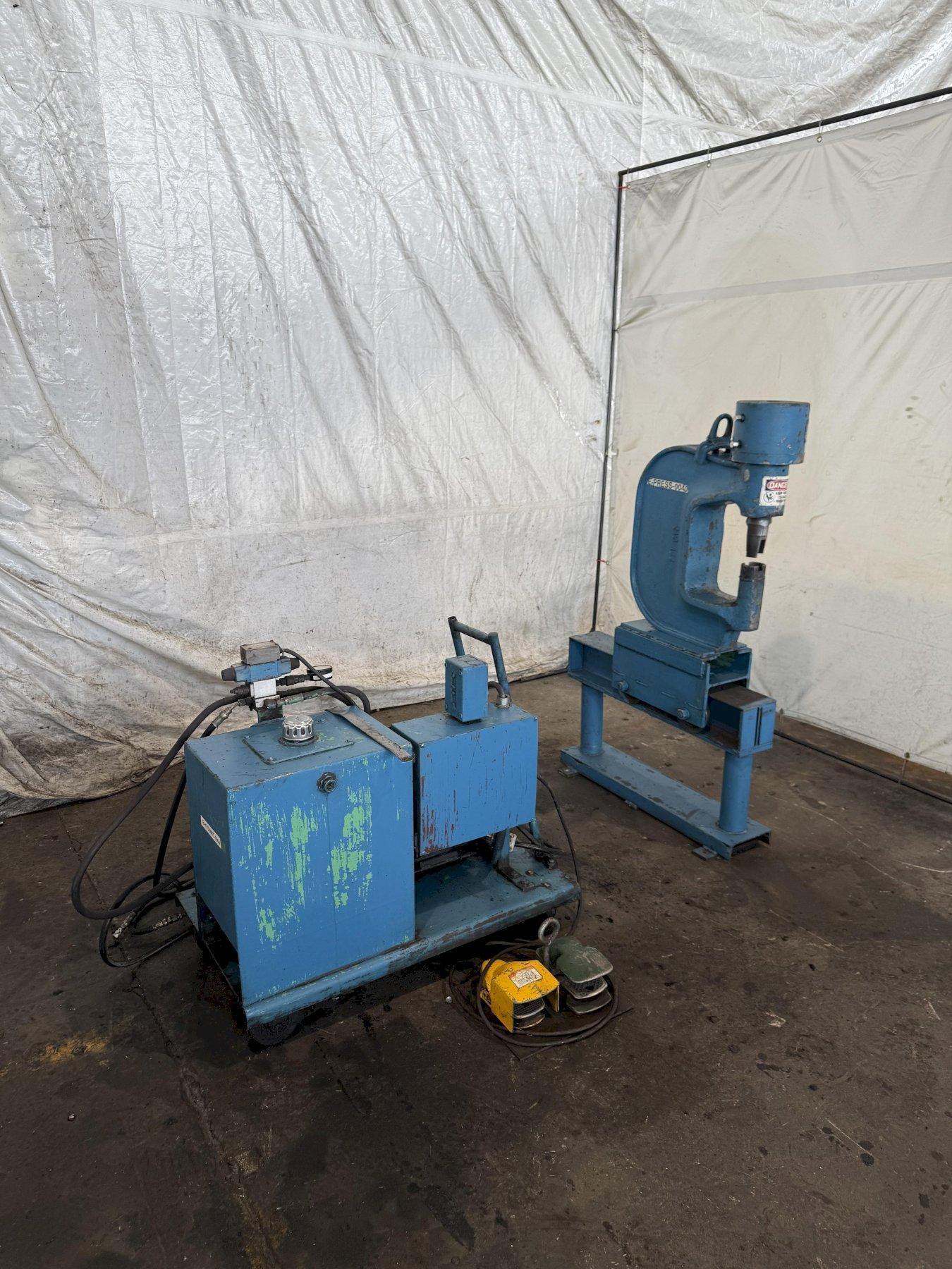70-TON WHITNEY C FRAME HYDRAULIC WEB PUNCH. STOCK # 0666025