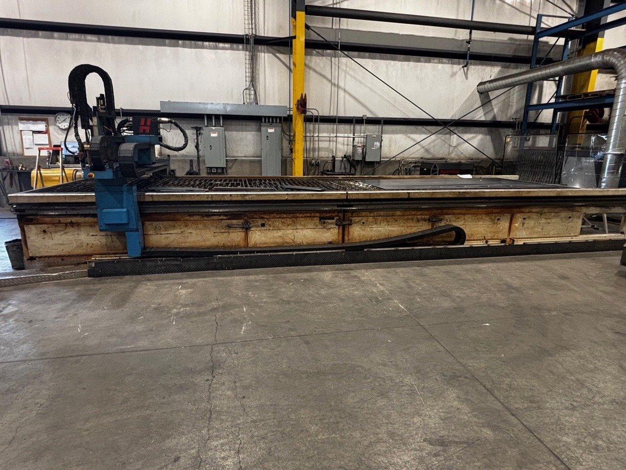 2017 AKS Accu-Kut C0824 Hi-Definition Plasma Cutting System (#5558)