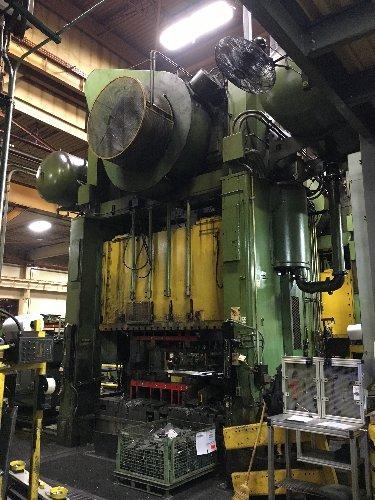 800 Ton Verson S4-800-120-60t, Straight Side Press