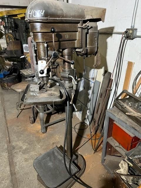 FLOOR DRILL PRESS
