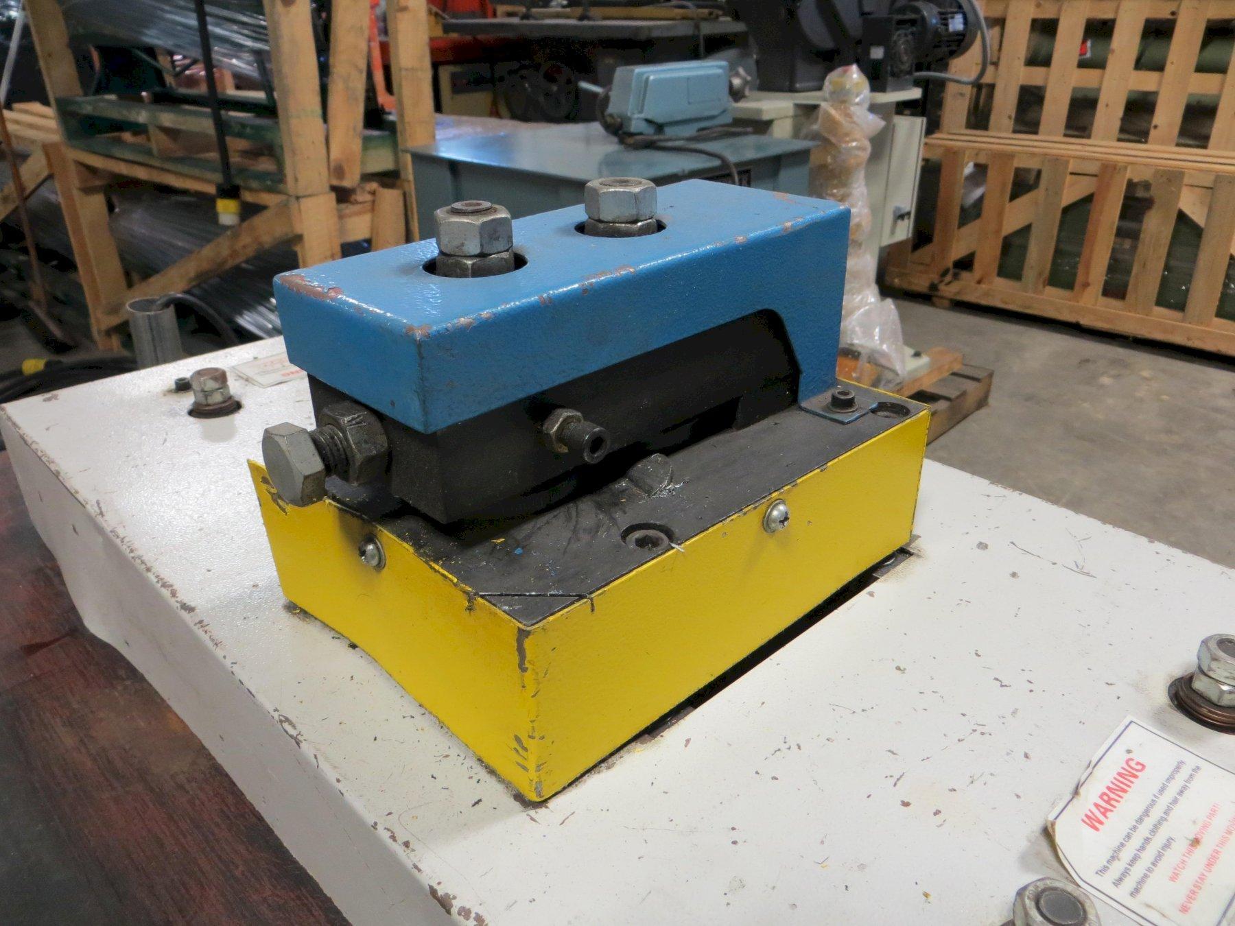16 Ga. GMC Pittsburgh Rollforming Machine w/ Right Angle Flange and Power Flanger