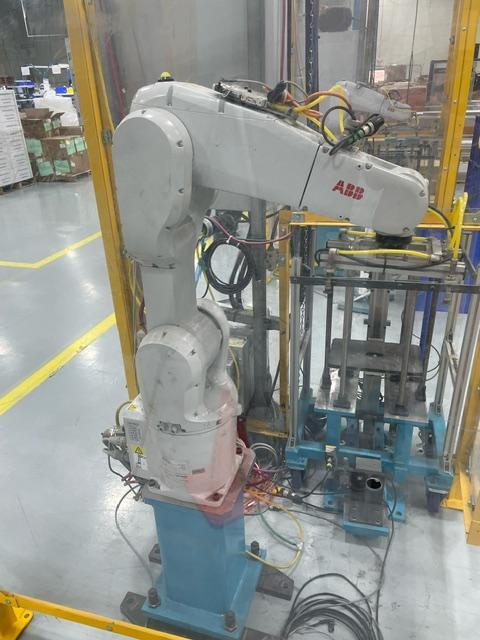 ABB IRB 1200‑5/0.9 – LOW-USAGE, CRATE-NEW COMPACT INDUSTRIAL ROBOT; 5 KG PAYLOAD