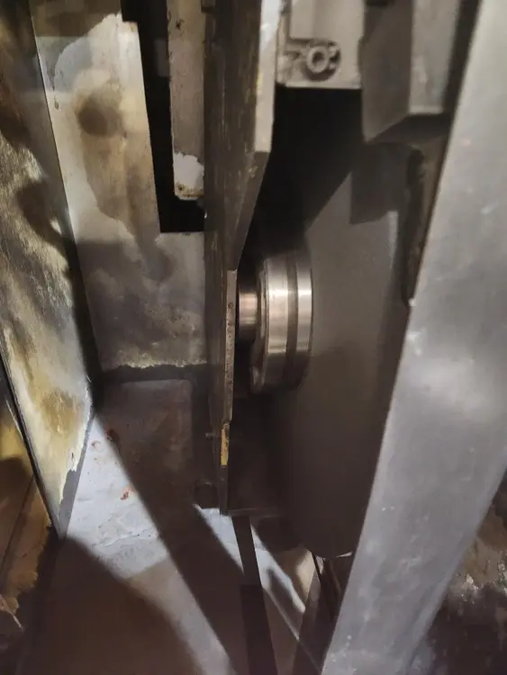 11.81" X 24.81" SHIGIYA GPES-30-60 CNC ECCENTRIC/POLYGON CYLINDRICAL GRINDER