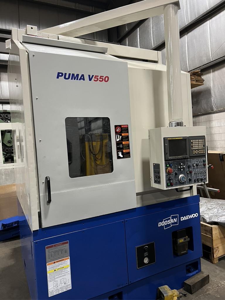 DOOSAN V550 28" CNC VERTICAL TURNING LATHE, FANUC 21iTB CONTROL, 2005