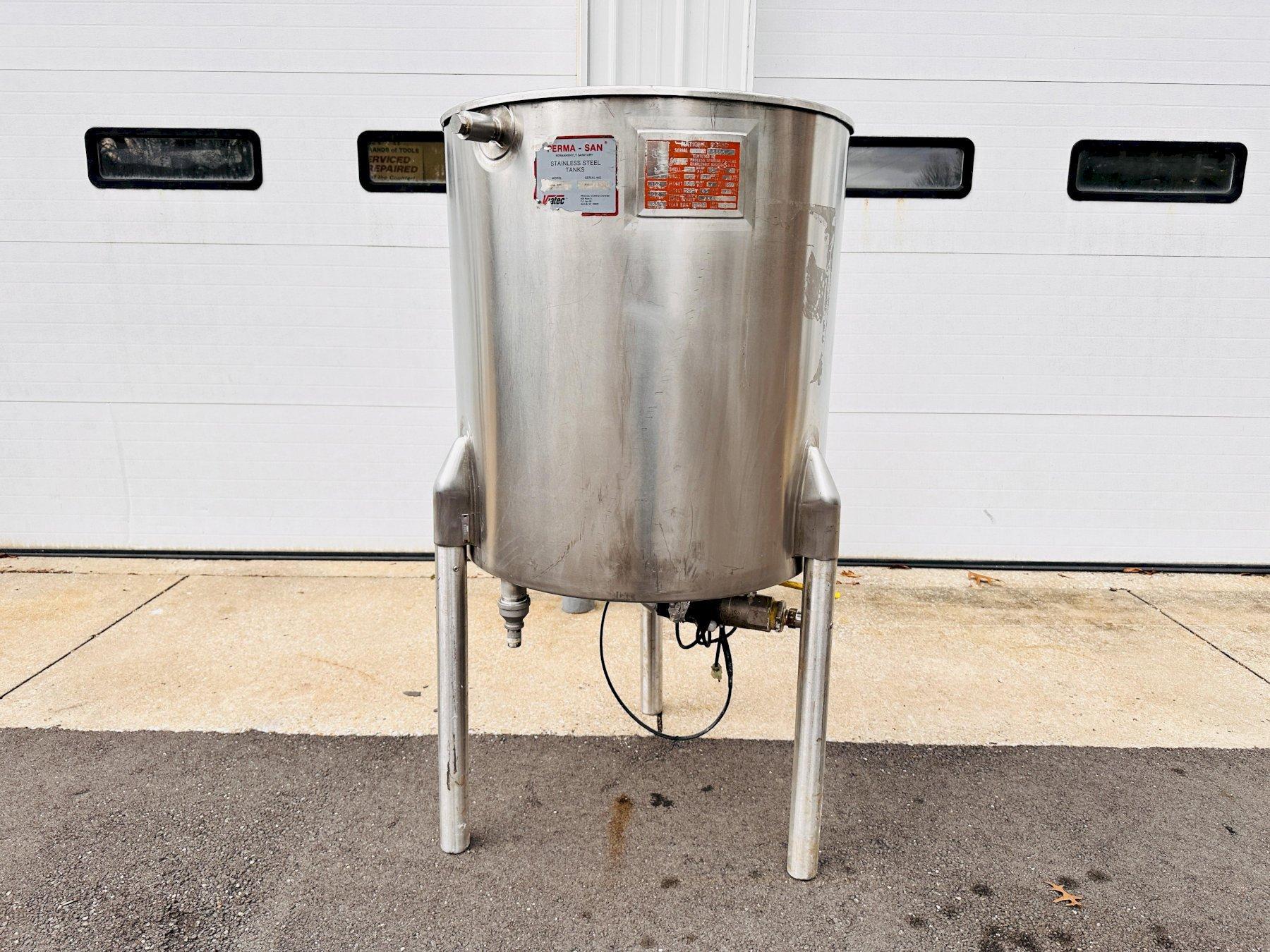 Perma-San 65-Gallon Stainless Steel Jacketed Flat Bottom Tank