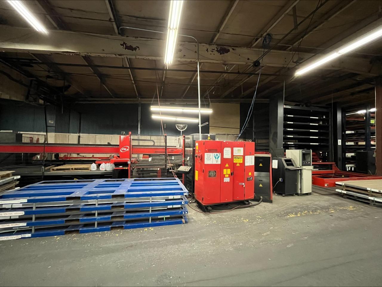 22 Ton Amada EM2510NT Turret Punch, 2006