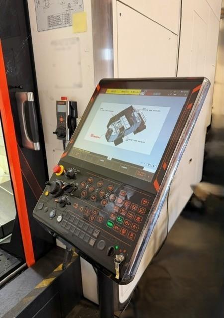 MAZAK INTEGREX i-630V/6 Equipped w/ 60 ATC, Automatic Tool Changing, High Pressure Coolant, Probing, High Torque 5,000 RPM spindle, Two Pallet Changer