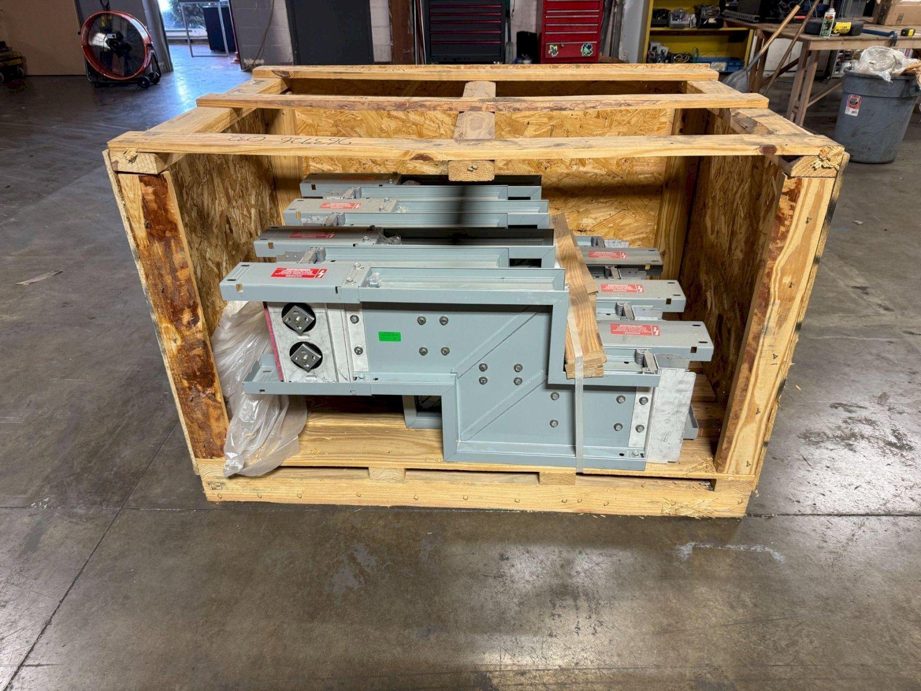 ABB 2500A Spectra Series Copper Flat Offset (Right) INDR, 600V, 3PH, 3G NEW