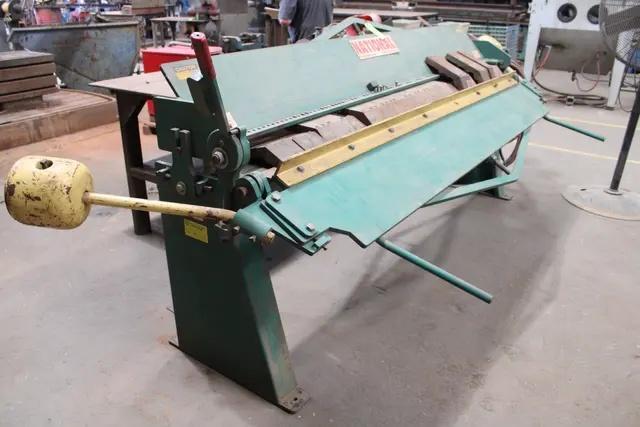 8' X 14 GAUGE NATIONAL MODEL #U6-9614 BOX & PAN FINGER BRAKE: YOBRO #25800