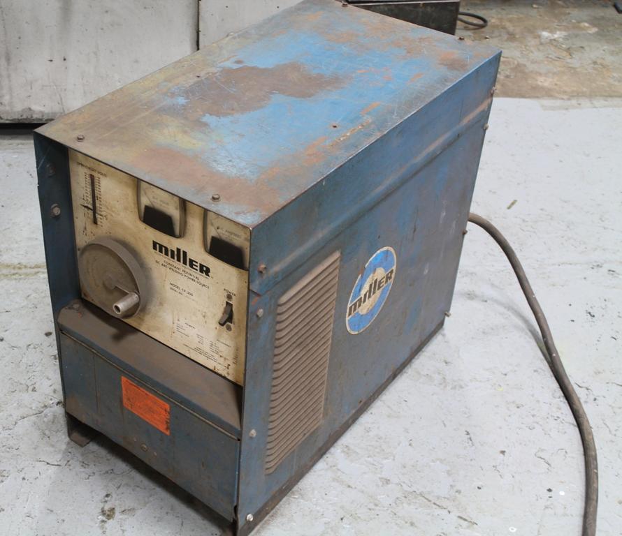 300 AMP MILLER WELDER: STOCK #62287