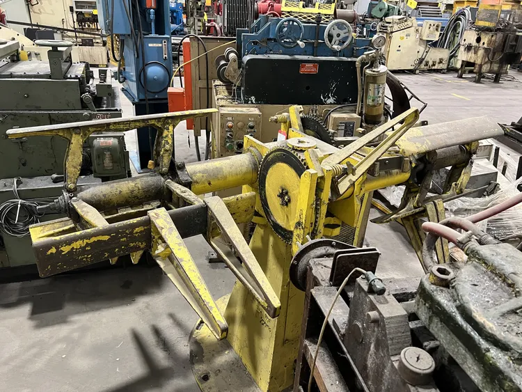 REGAL 3,000 LB X 27" DOUBLE END REEL, STOCK# 13193J