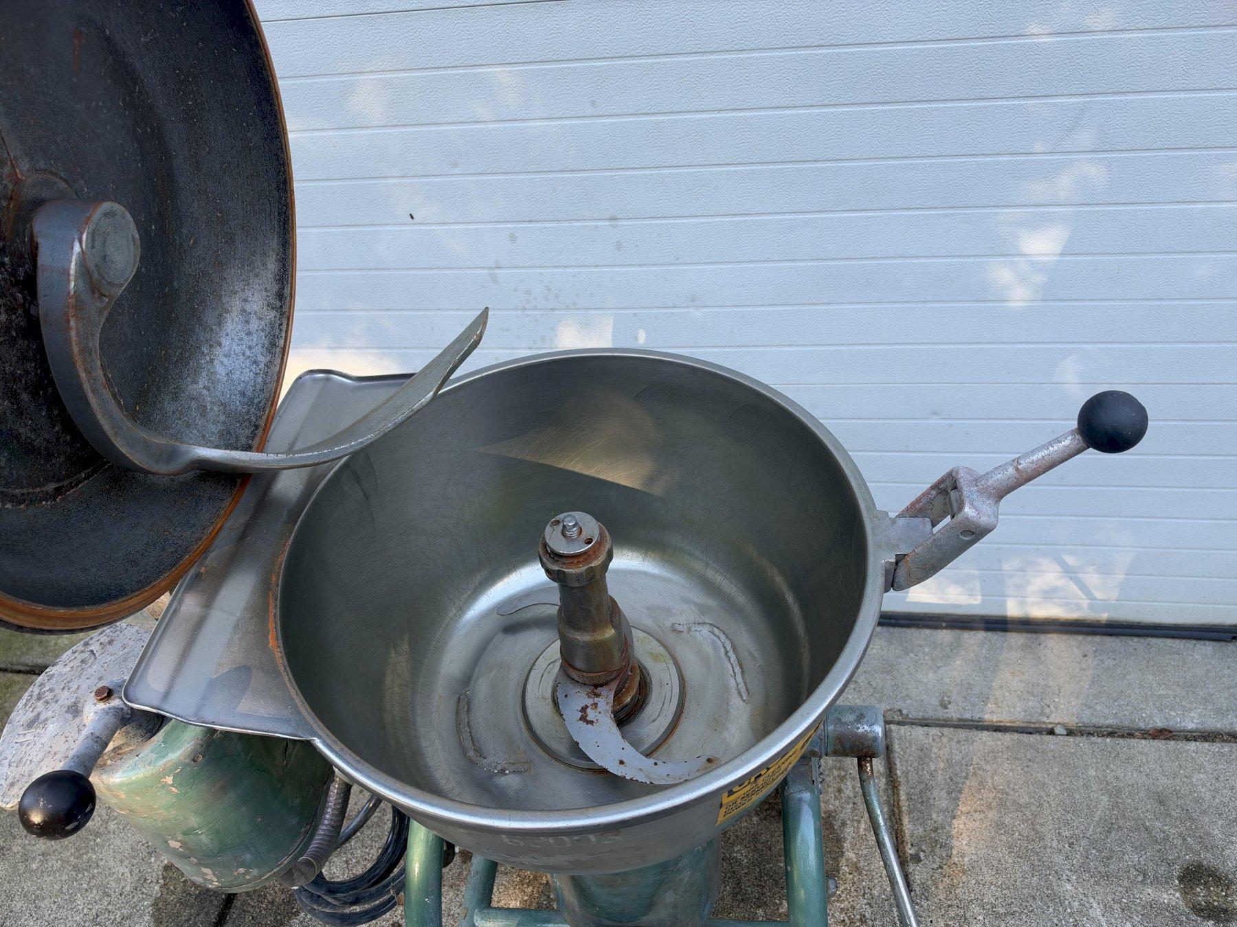 HOBART VCM-40 Vertical Tiltable Mixer Cutter Chopper