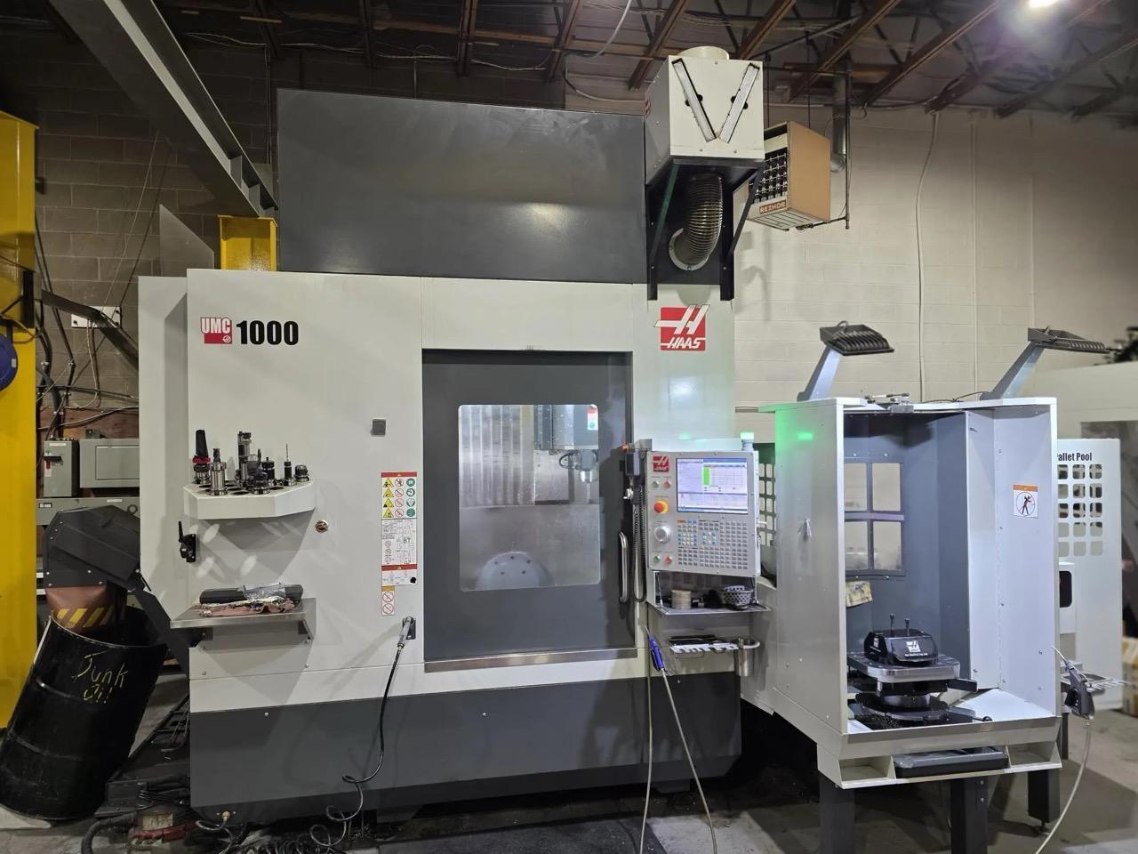 Haas UMC-1000 5-Axis CNC UMC, 2021 – 10-Pallet Changer, 15,000 RPM Spindle, WIPS, Through-Spindle Coolant, Chip Conveyor, Rigid Tapping