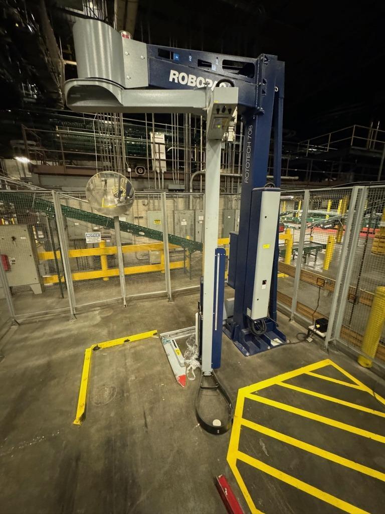 2016 ROBOPAC MODEL ROTOTECH-CS-708  FLOOR MOUNTED SEMI-AUTOMATIC STRETCH WRAPPER : STOCK #22319