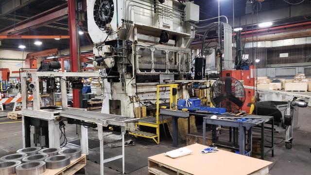 300 Ton Minster Straight Side Press with Littell Feedline