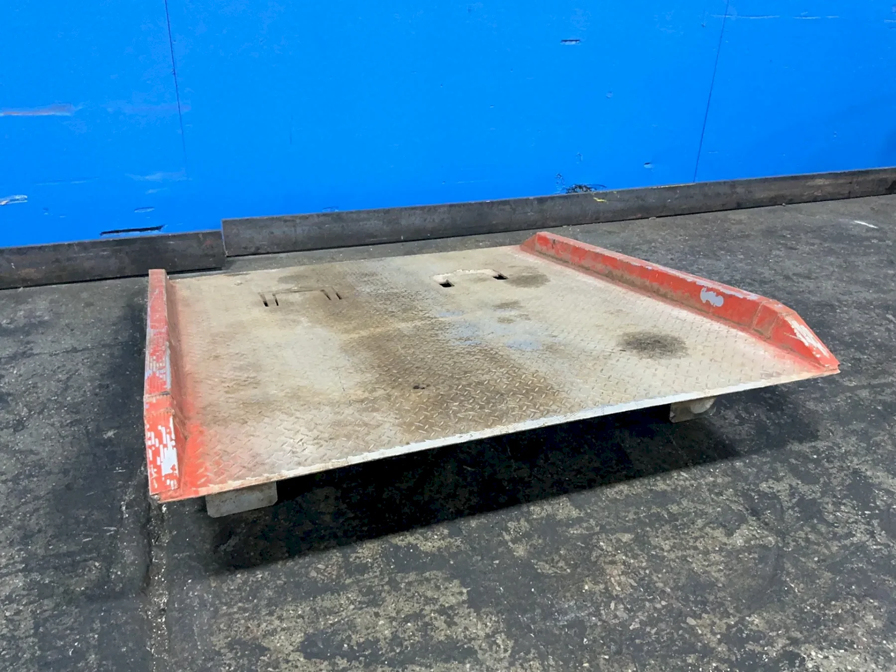 ECQA 6000 LBS DOCK RAMP  -  TD6-6066-8
