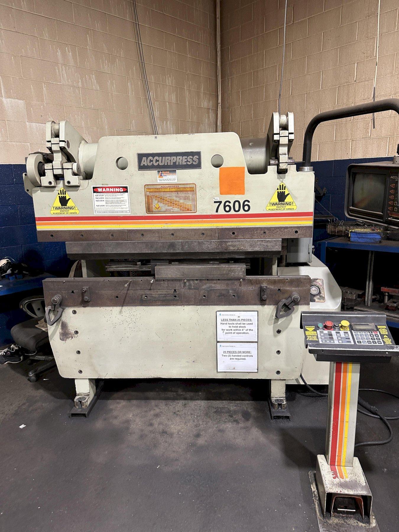 60 Ton Accurpress Hydraulic Press Brake Model 7606, 6' Bed Length, 1998' Backgauge
