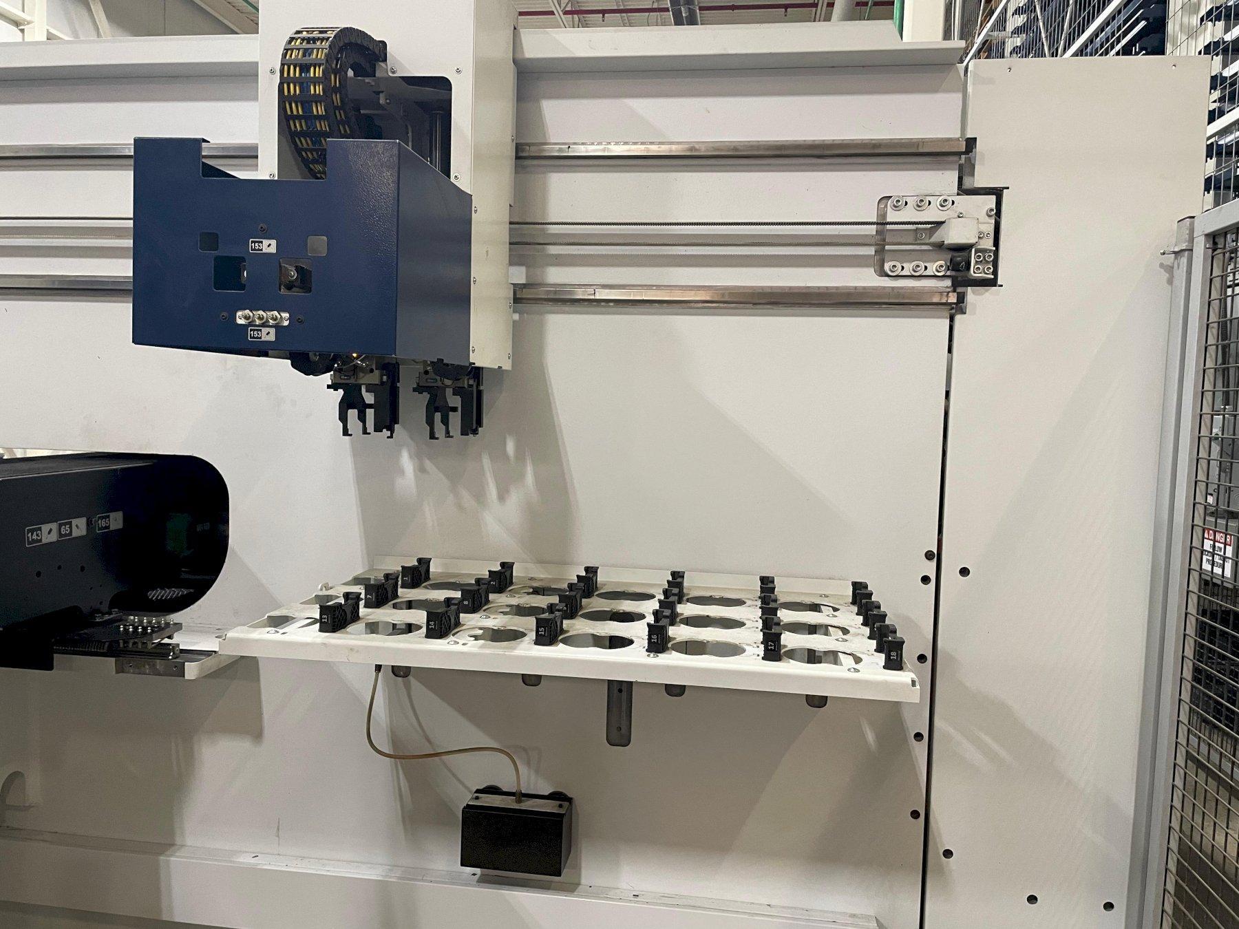 TRUMPF TRUPUNCH 5000 LARGE FORMAT PUNCHING MACHINE