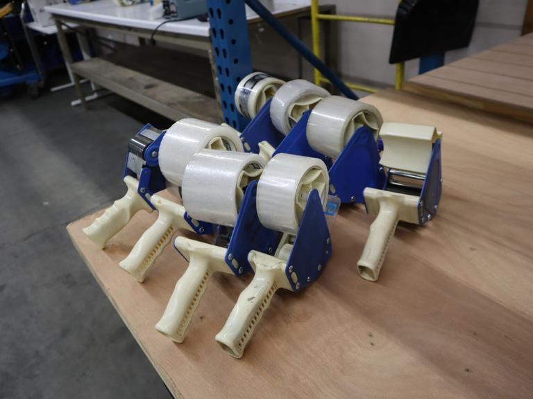 Uline (8) Tape Guns- Auction Item