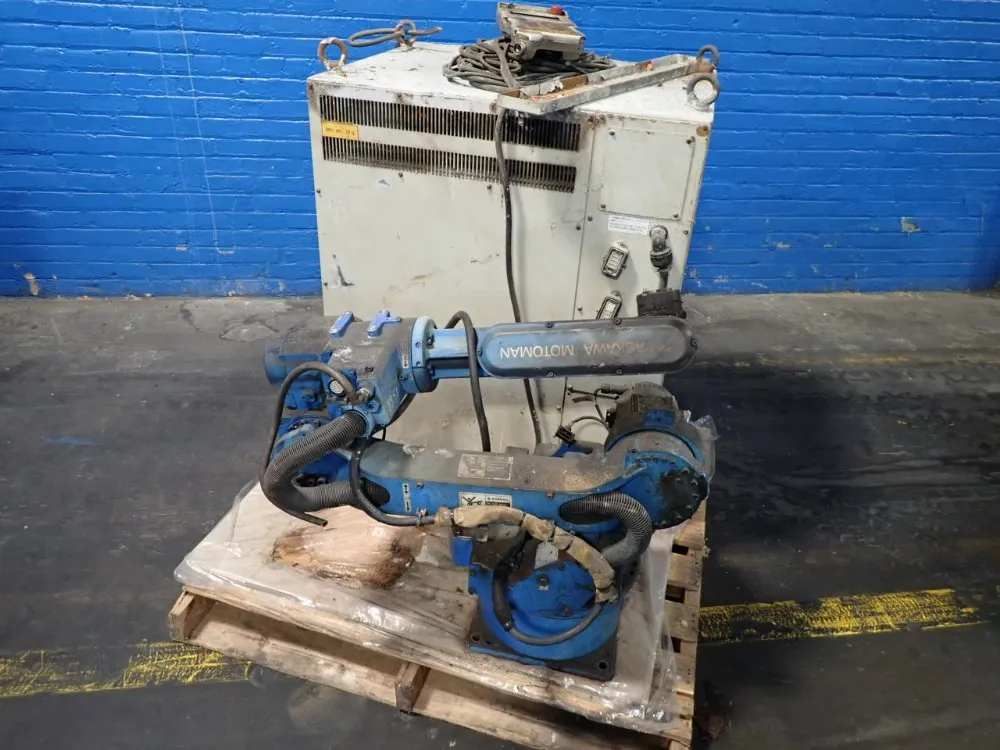YASKAWA ELECTRIC ROBOT  -  MH6