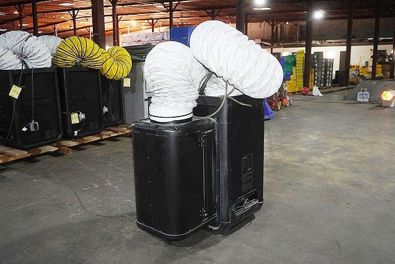 (2) MOVIN COOL CLIMATE PRO X14 PORTABLE AIR COMPRESSOR: YOBRO #24912